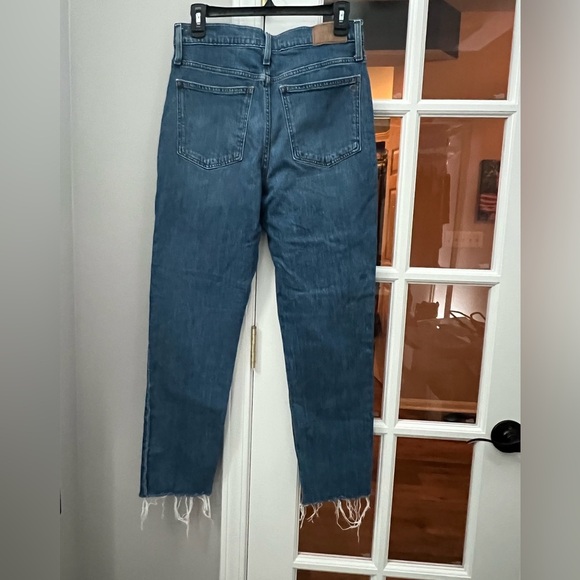 Madewell The Perfect Vintage Jean with distressed hem size 28 EUC - Picture 3 of 9